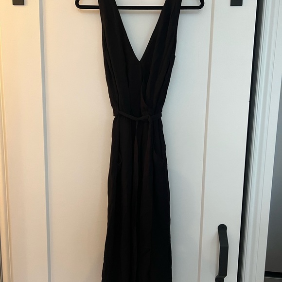 Aritzia Babaton Maximillian Jumpsuit Black XS - Picture 6 of 9